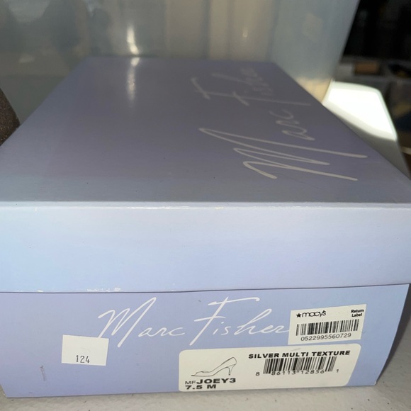Marc Fisher Joey3 Silver Multitexture peep-toe heels, size 7.5M - Picture 4 of 6